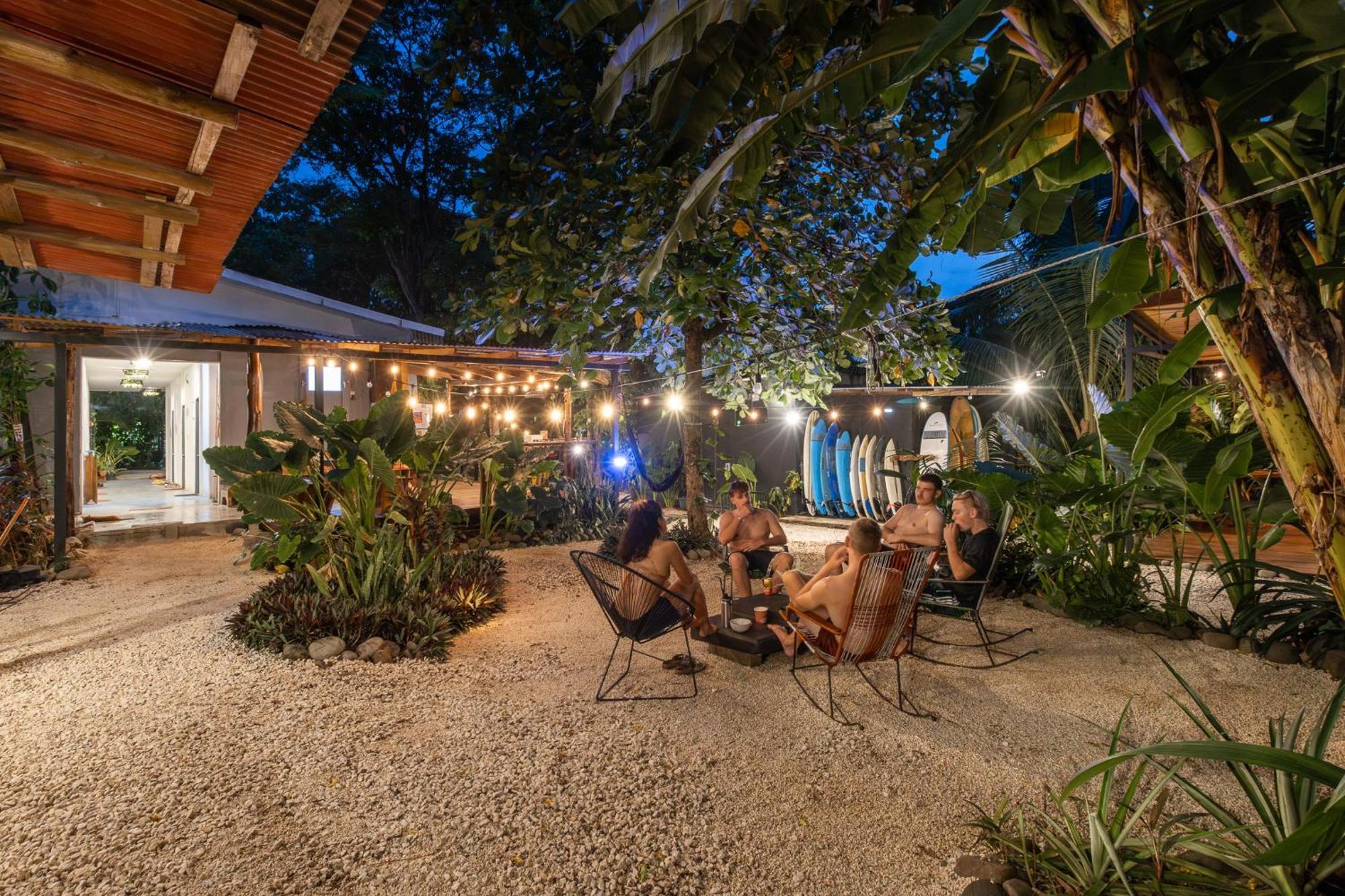Akih Pods Hostel Playa Santa Teresa  Extérieur photo