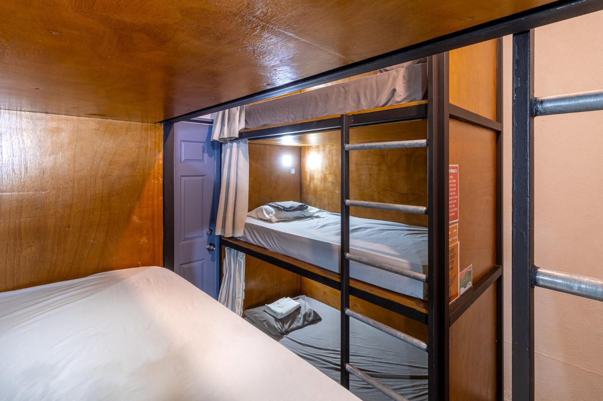 Akih Pods Hostel Playa Santa Teresa  Extérieur photo