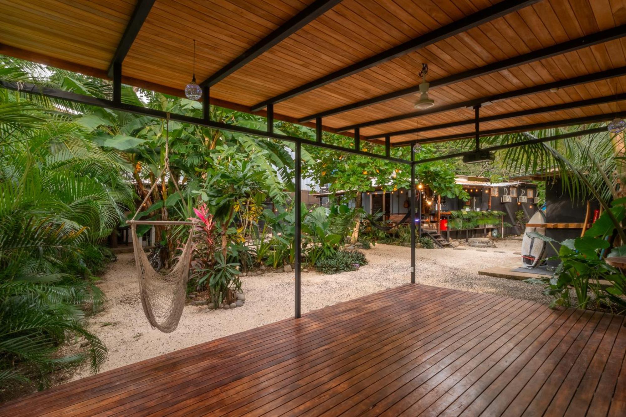Akih Pods Hostel Playa Santa Teresa  Extérieur photo